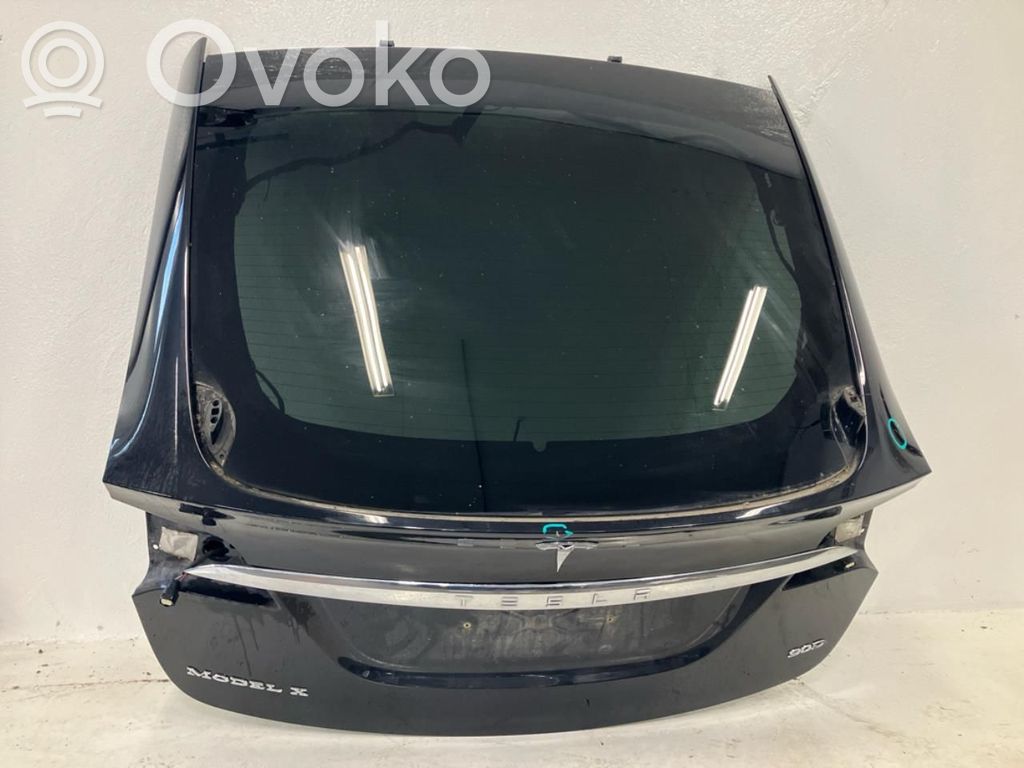 Tesla Model X Tailgate/trunk/boot lid 