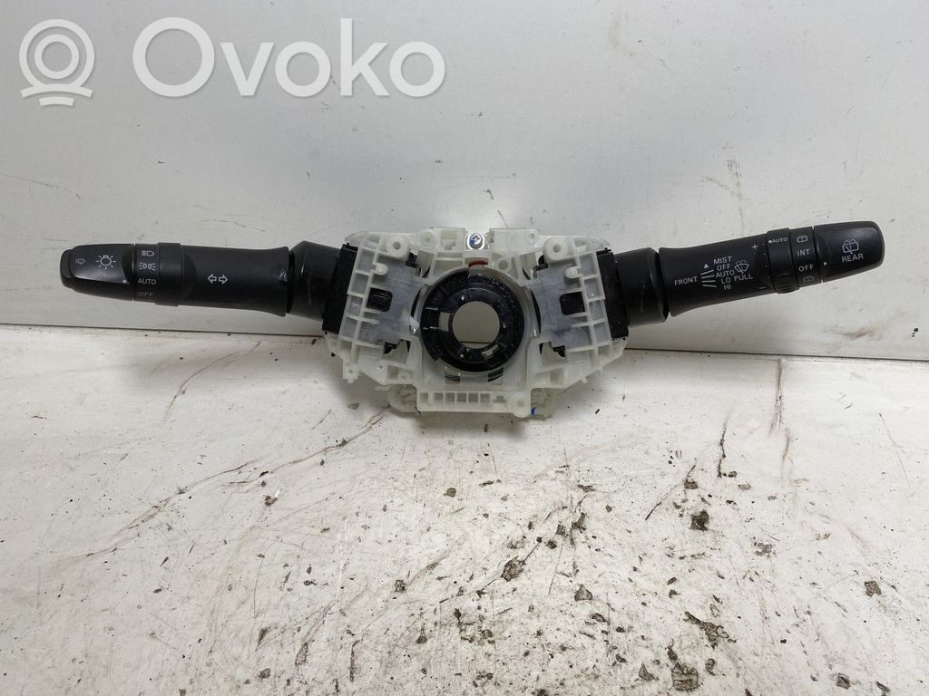 Mitsubishi Pajero Interruptor de control multifunción 