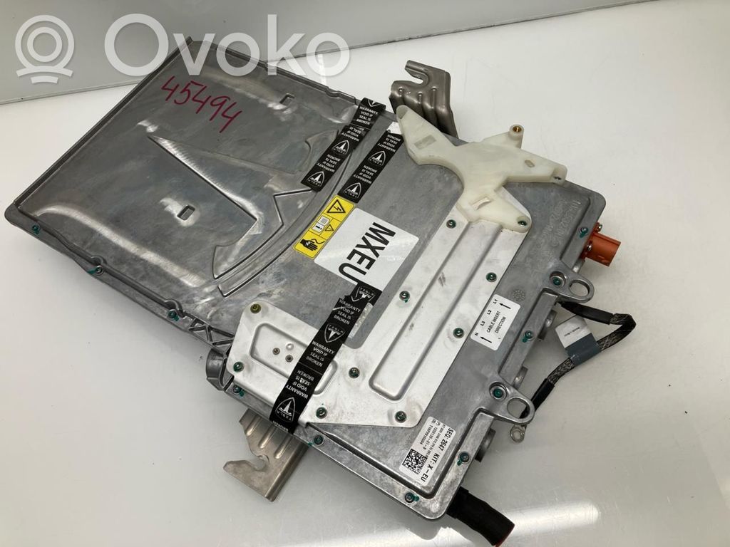Tesla Model X Pakrovėjas akumuliatorius (papildomas) 