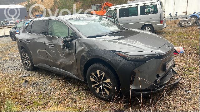 Toyota bZ4X Sensor de radar Distronic 