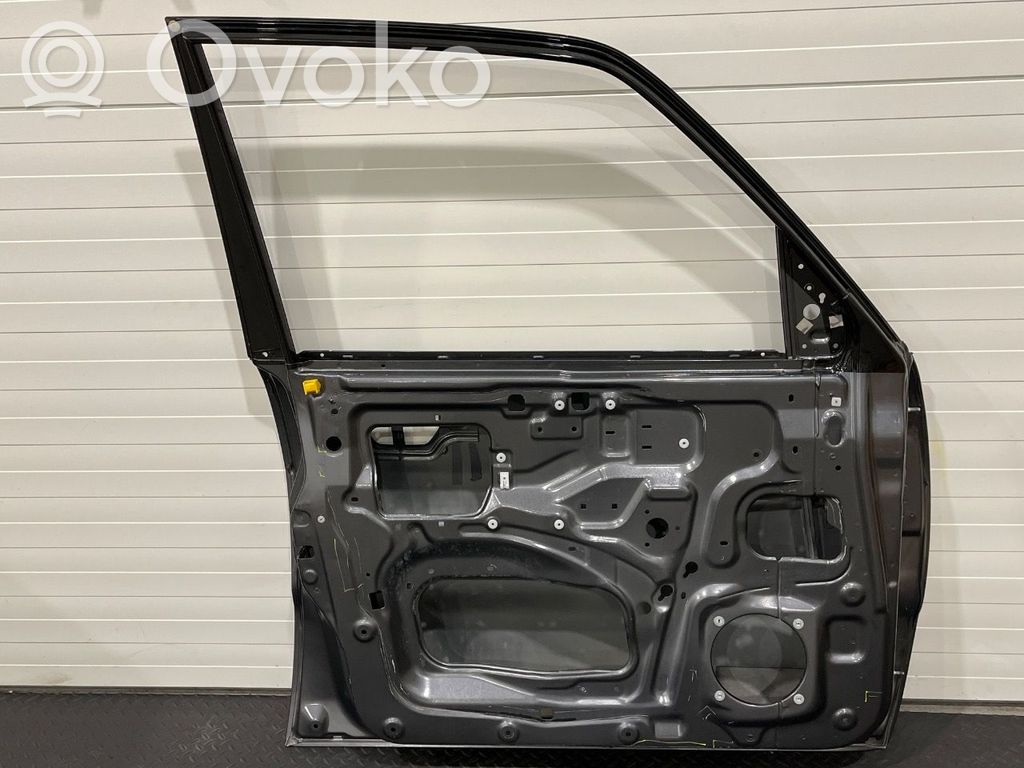 Mitsubishi Pajero Drzwi przednie