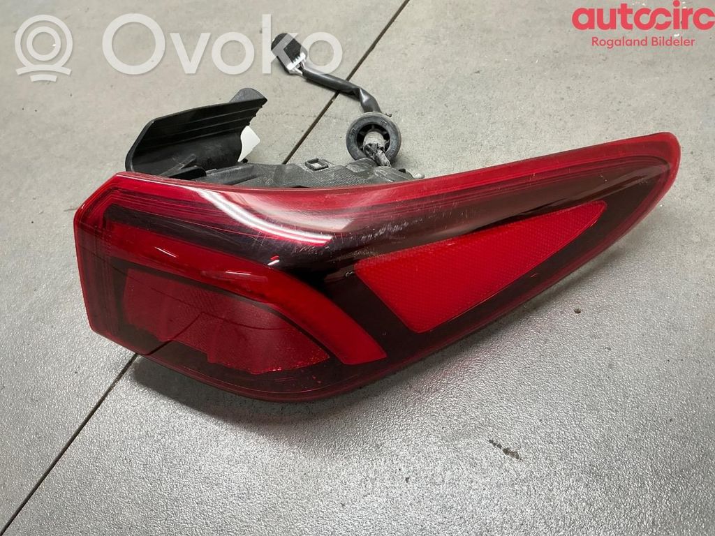 Hyundai Kona I Luci posteriori 