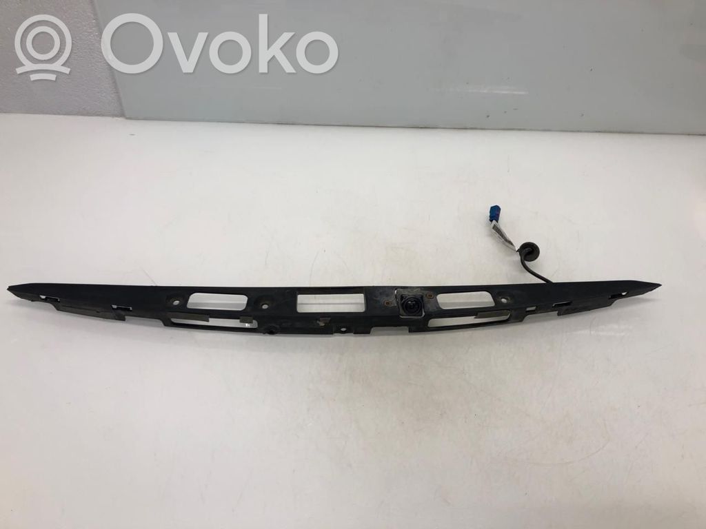 Tesla Model S Galinio vaizdo kamera 