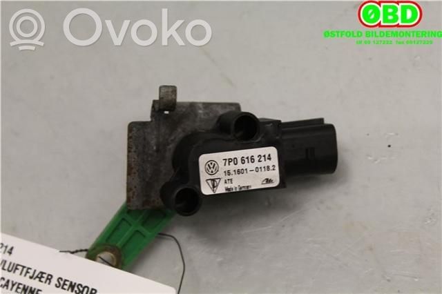 Porsche Cayenne (9PA) Air suspension front height level sensor 