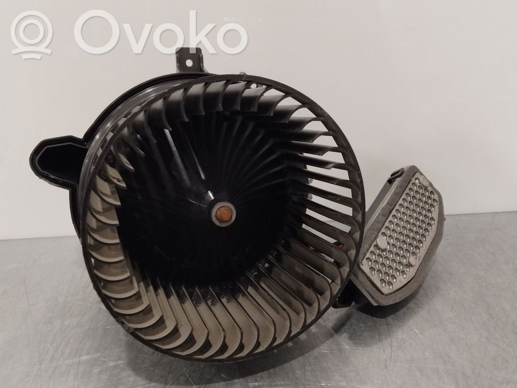 BMW X1 U11 Soplador/ventilador calefacción 