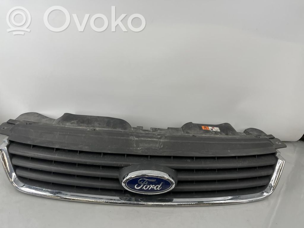 Ford Kuga I Front grill 