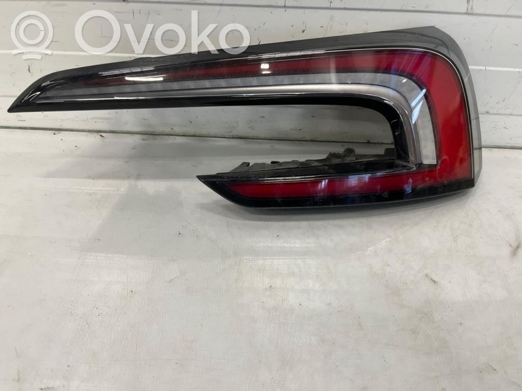 Tesla Model 3 Rear/tail lights 