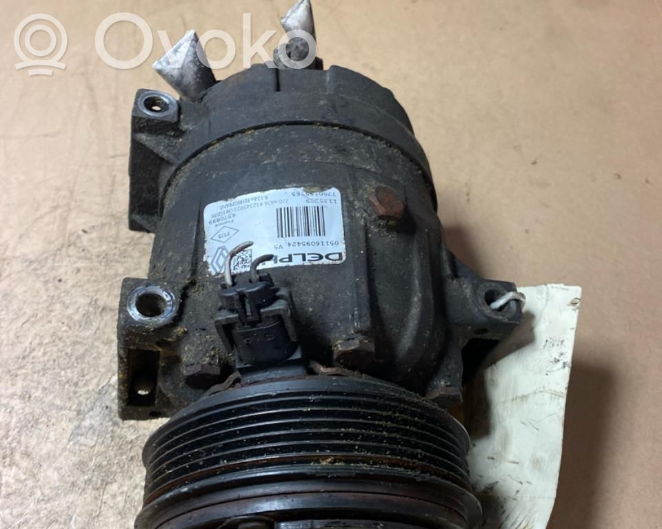Renault Trafic II (X83) Compresor (bomba) del aire acondicionado (A/C)) 