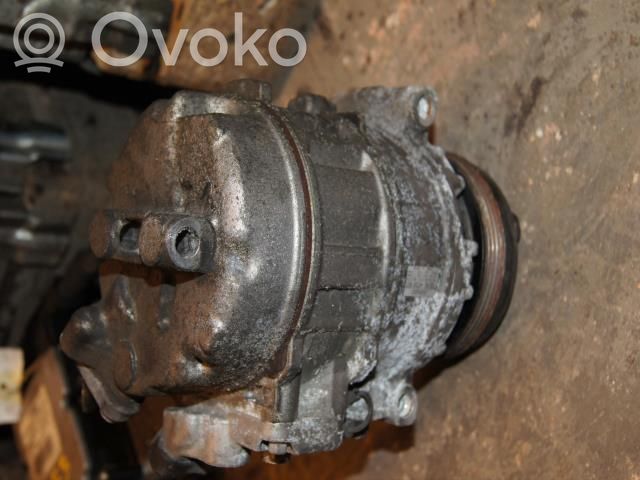 BMW 5 E39 Air conditioning (A/C) compressor (pump) 