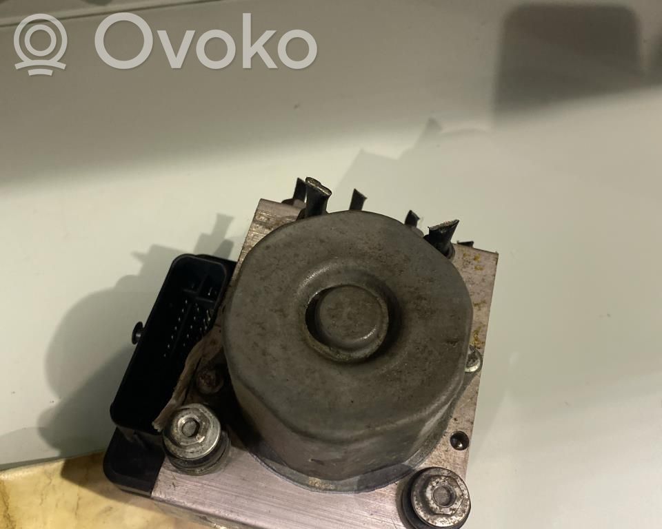 Tesla Model S ABS Blokas 