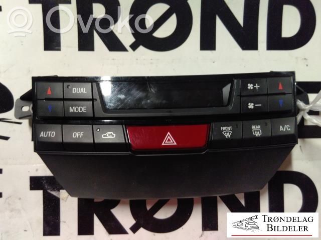 Subaru Outback Climate control/heater control trim 