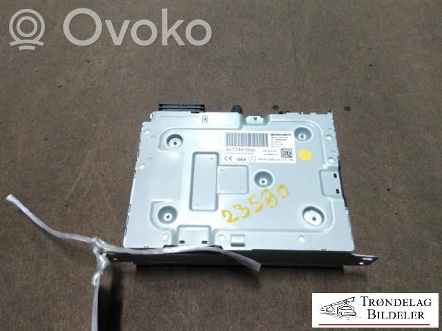 Peugeot Expert Radio/CD/DVD/GPS head unit 
