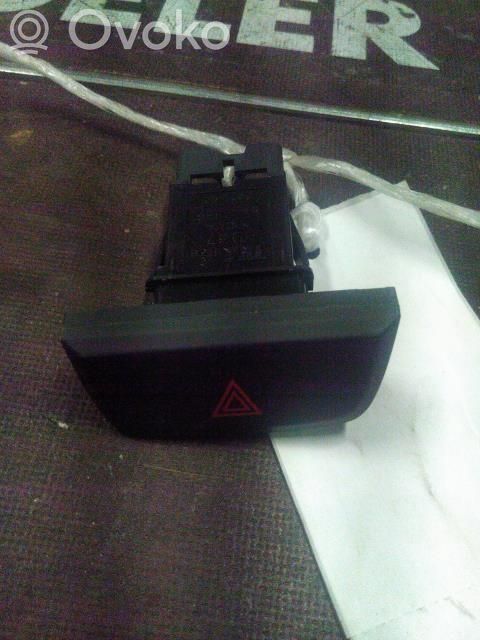 Isuzu D-Max Hazard light switch 