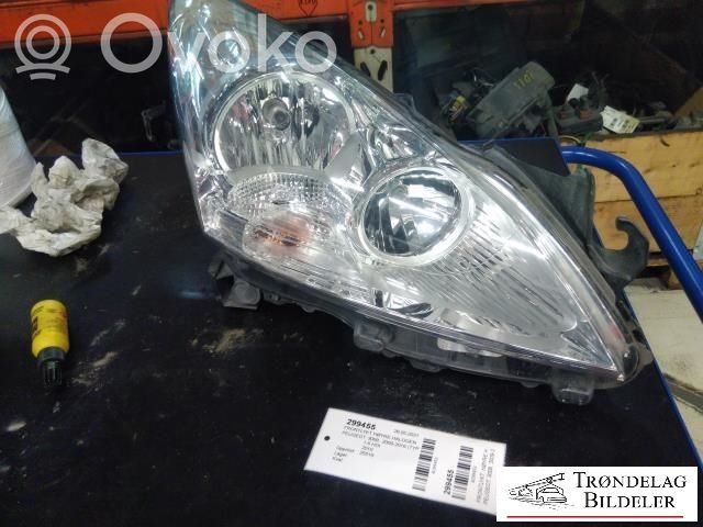 Peugeot 3008 I Lampa przednia 