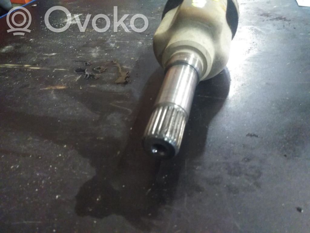 Peugeot 208 I Front driveshaft 