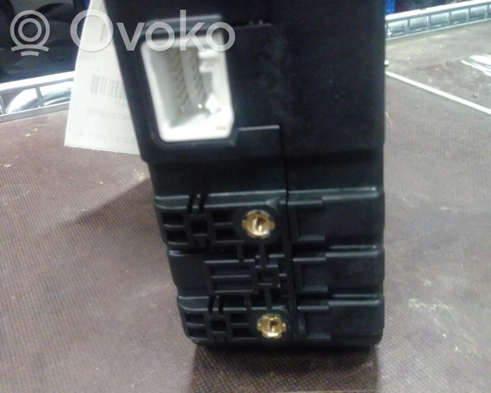 Lexus RX III Autres unités de commande / modules