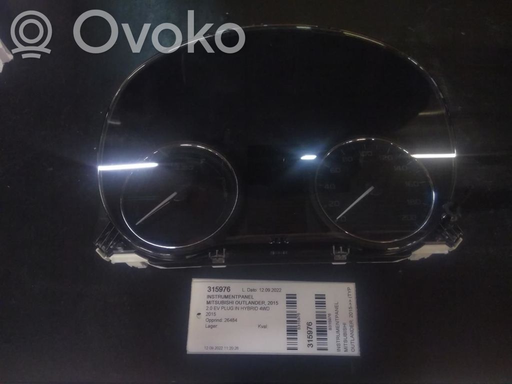 Mitsubishi Outlander Licznik / Prędkościomierz 