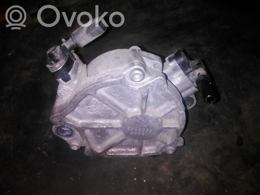 Ford Mondeo MK V Pompa a vuoto 