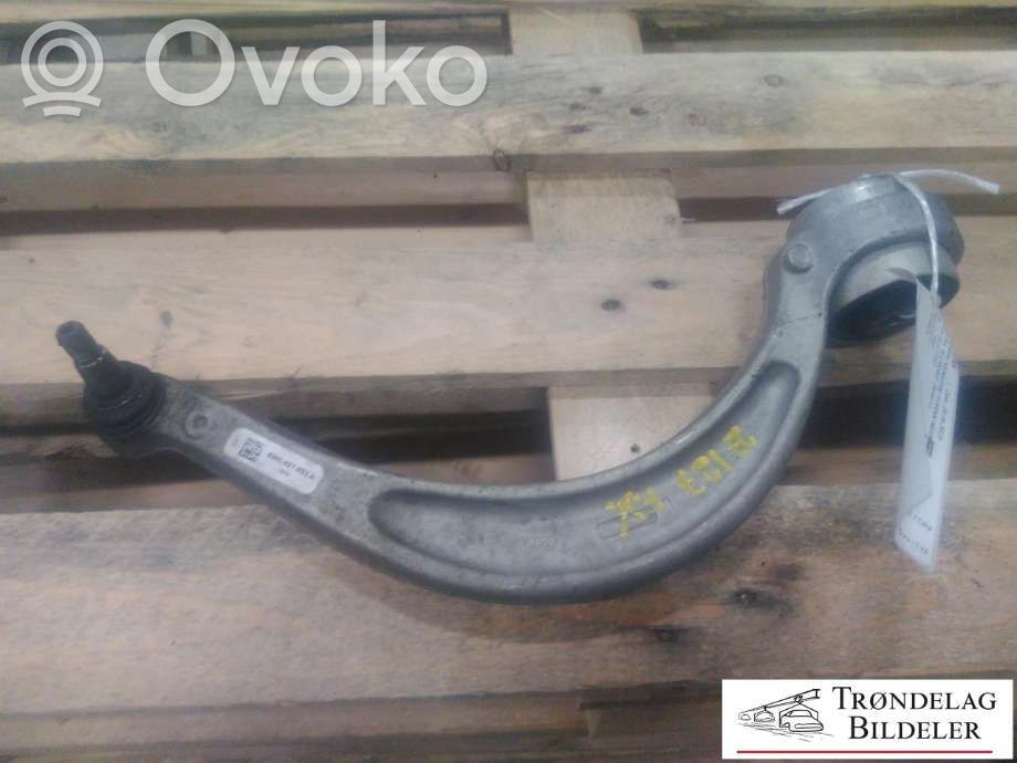 Querlenker vorne   8W0407693A,8W0407693A