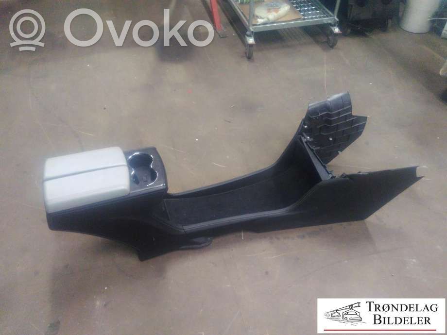 Keskikonsoli   101024900A,101024900A