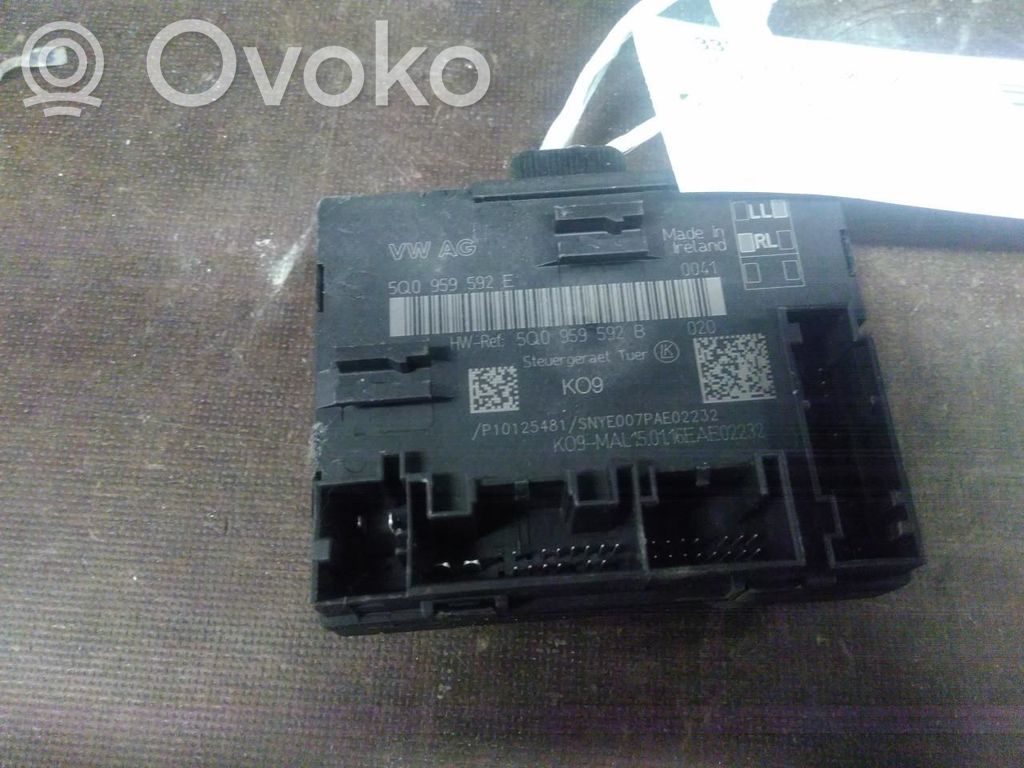 Skoda Superb B8 (3V) Centralina/modulo portiere