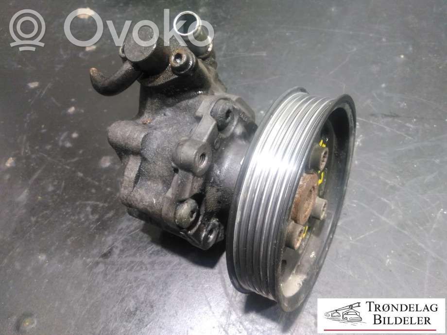 Audi A6 S6 C6 4F Ohjaustehostimen pumppu 