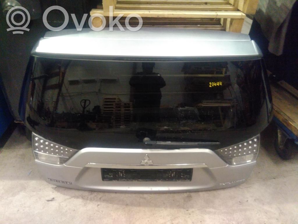 Mitsubishi Outlander Puerta del maletero/compartimento de carga 
