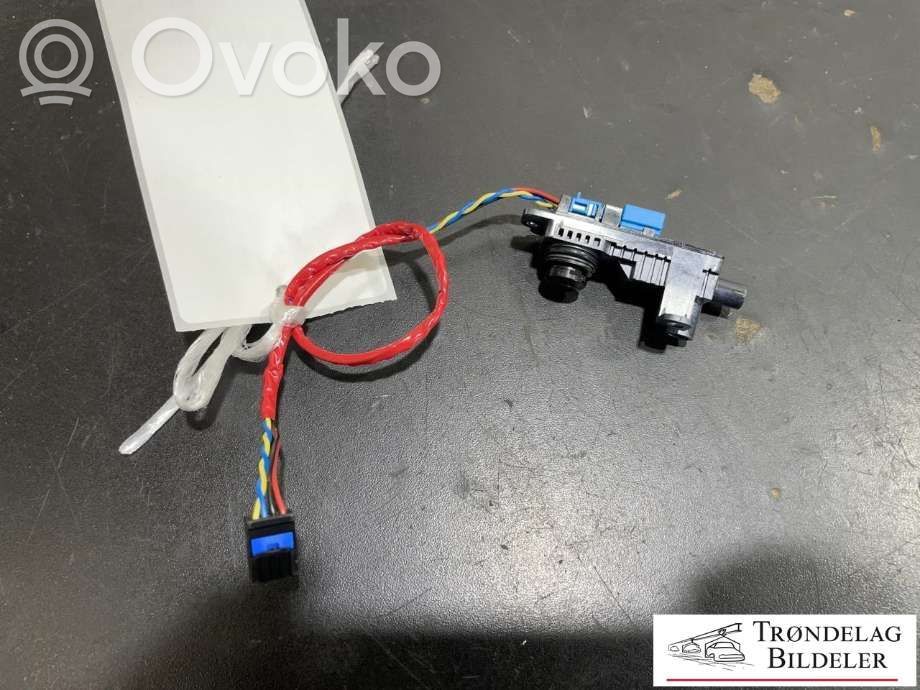 Windshield/windscreen camera   109297800C,SMS190913411420,109297800C,SMS190913411420