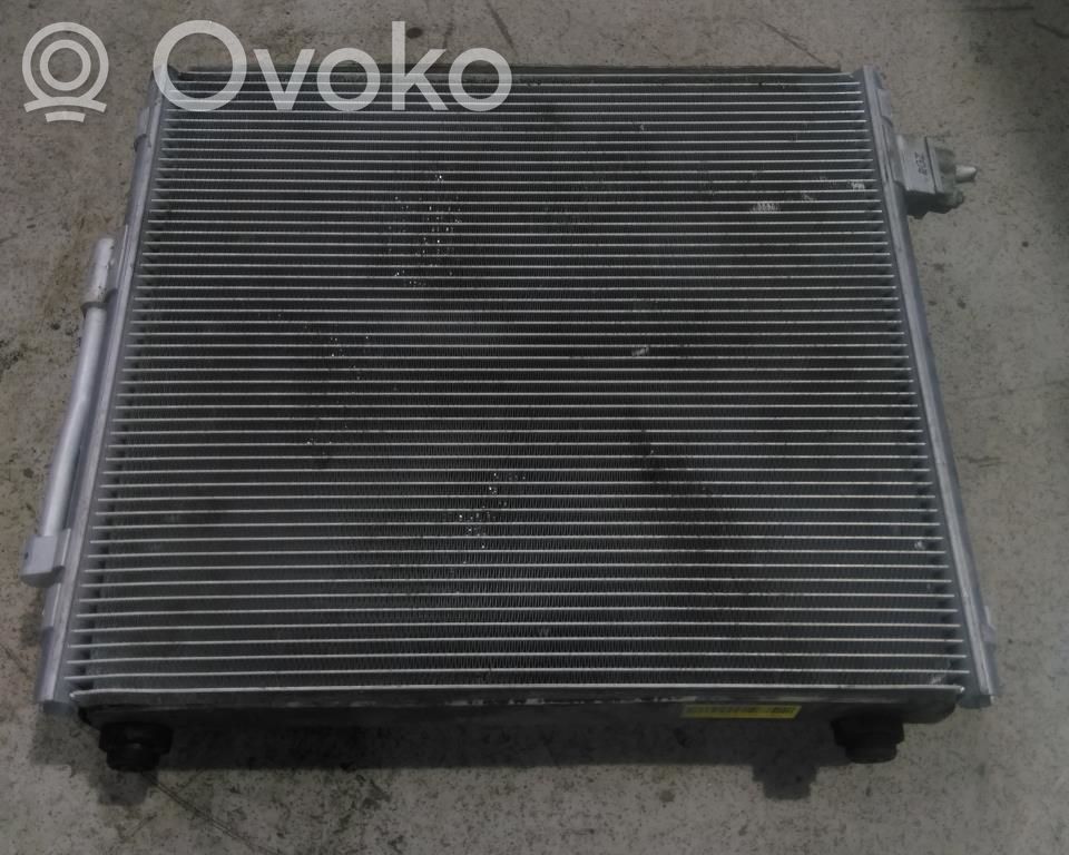 Tesla Model S Dzesēšanas šķidruma radiators 
