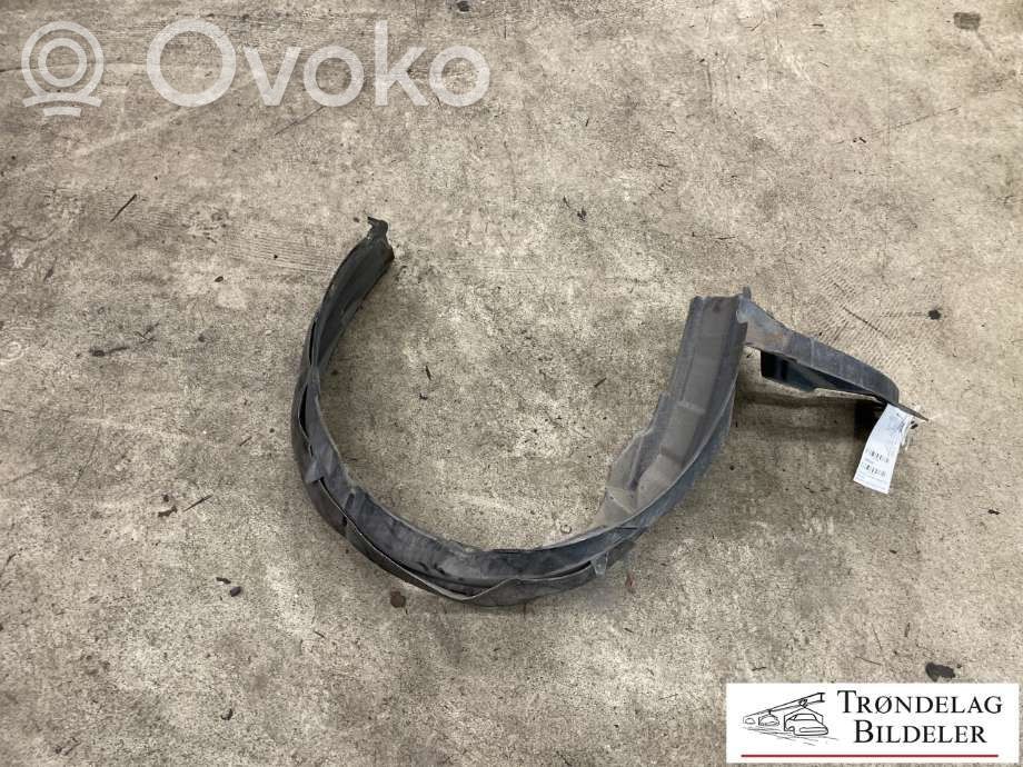 Toyota Avensis T250 Nadkole przednie 