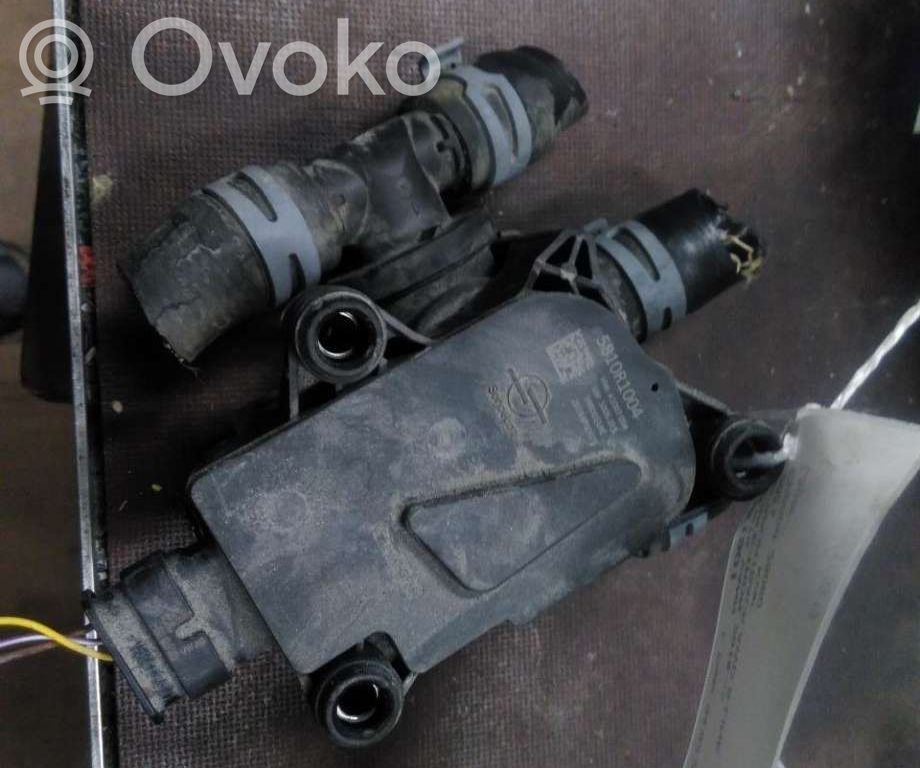 Audi e-tron Coolant heater control valve 