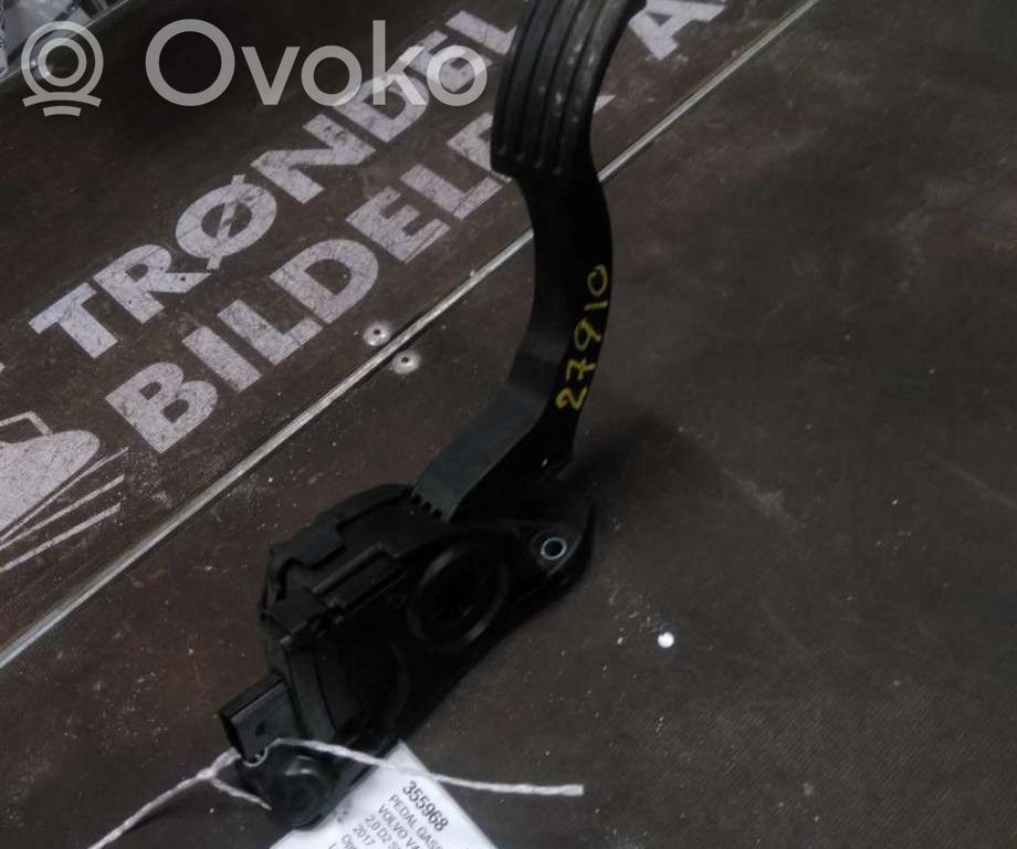 Volvo V40 Pedală accelerație 