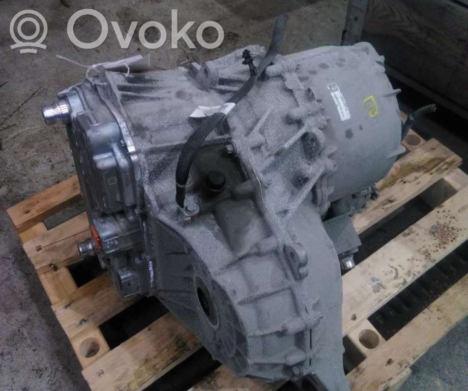 Tesla Model Y Elektromobilio variklis 