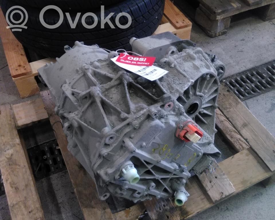 Tesla Model 3 motor de coche eléctrico 
