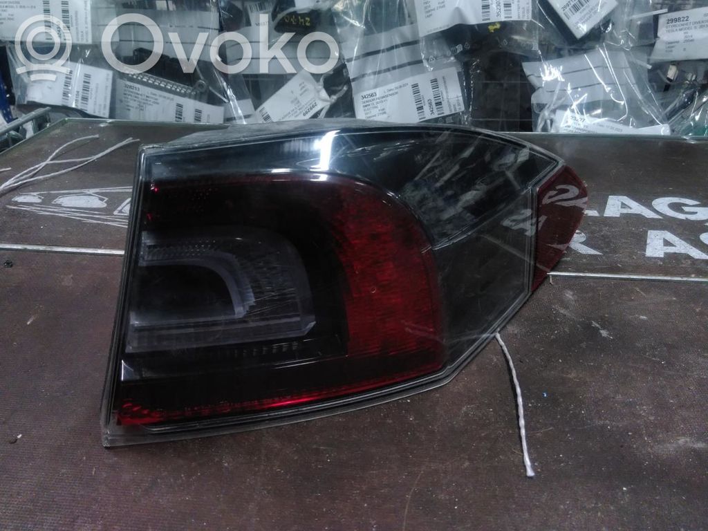 Tesla Model S Takavalot 