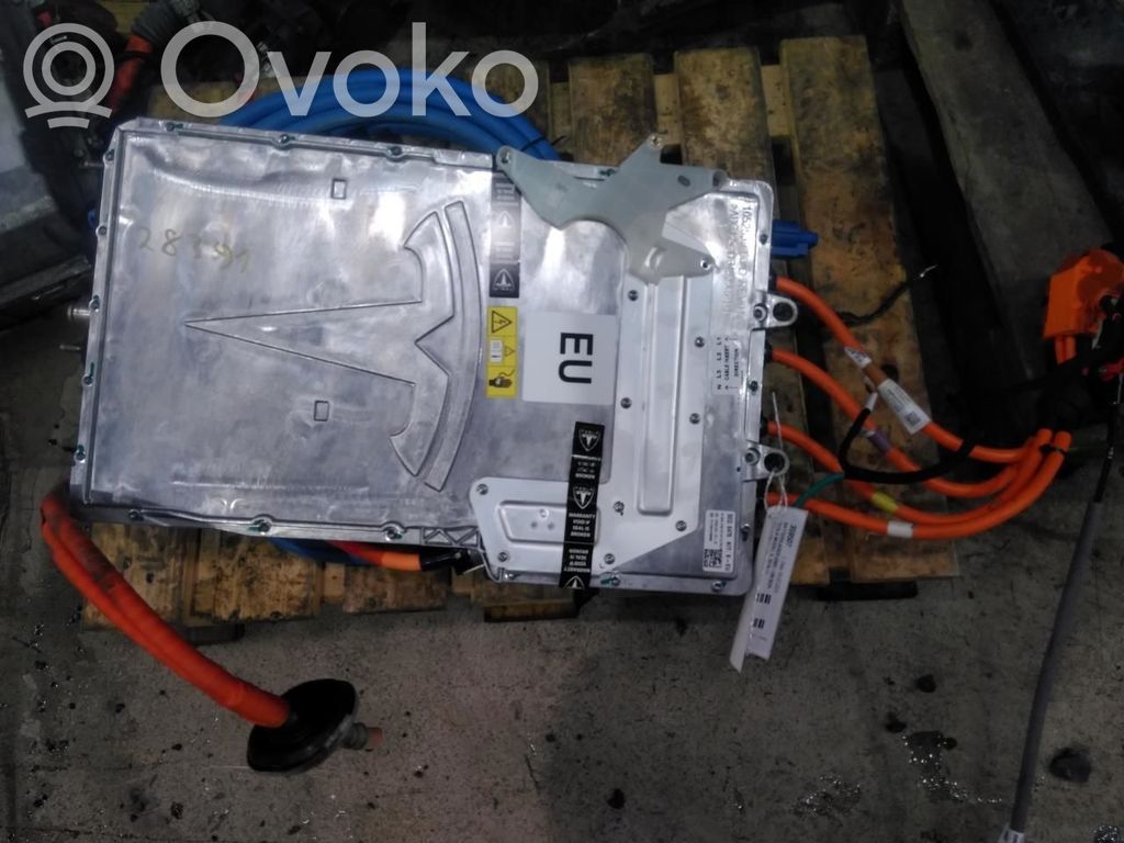 Tesla Model X Cargador de batería (opcional) 