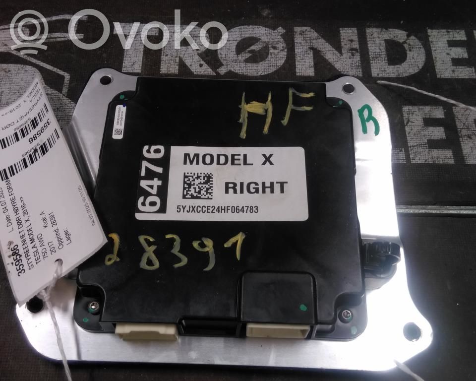Tesla Model X Door control unit/module 
