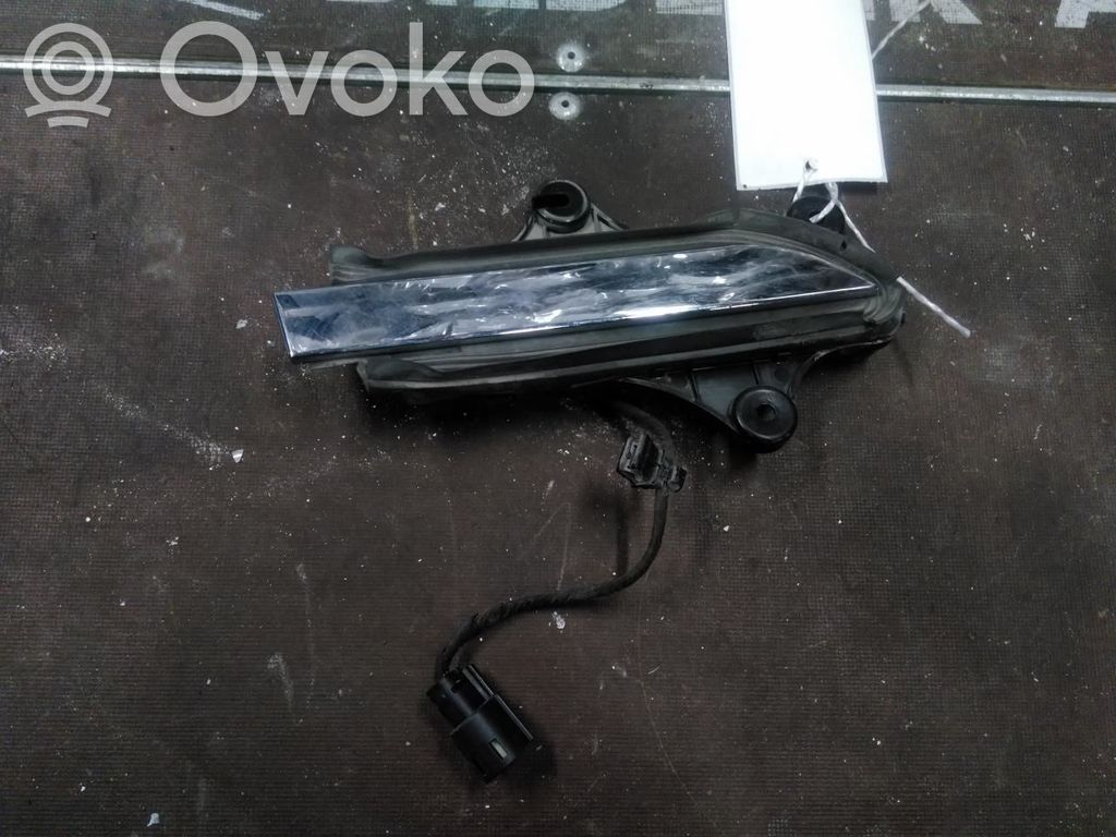 Tesla Model X Etuoven ulkokahva 