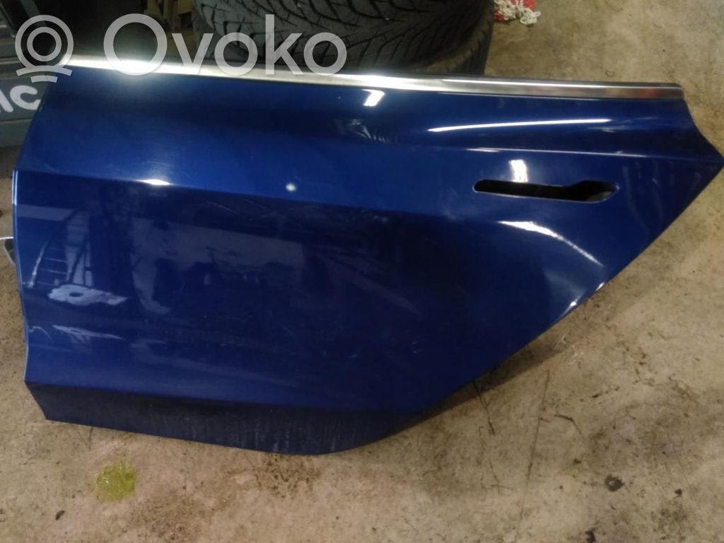 Tesla Model 3 Galinės durys 