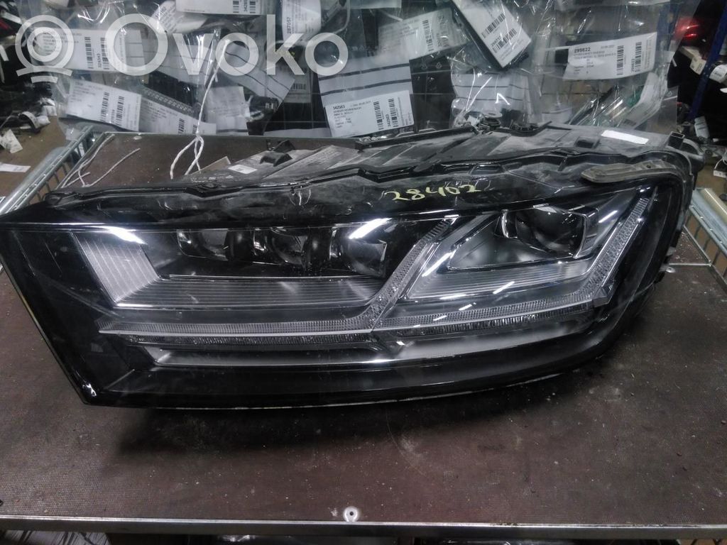 Audi Q7 4M Scheinwerfer 