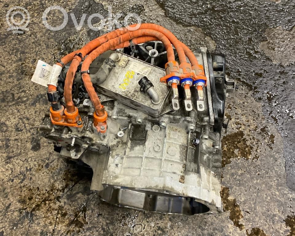 Skoda Superb B8 (3V) Elektromobilio pavarų dėžė 