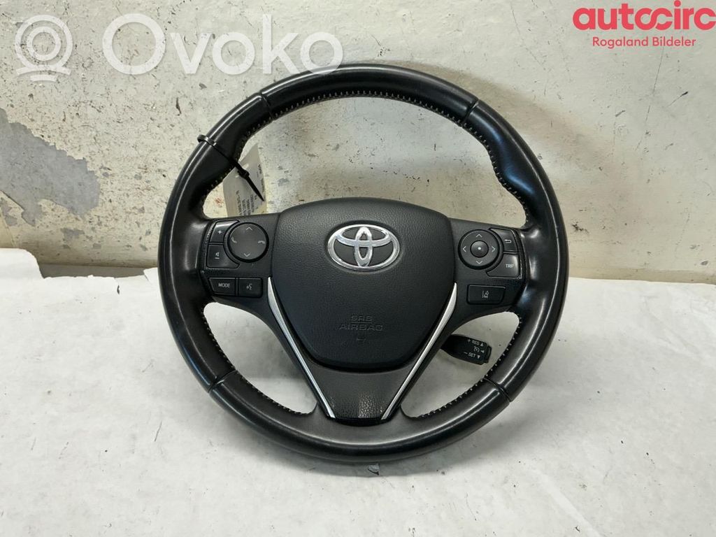 Toyota Auris E180 Volan 