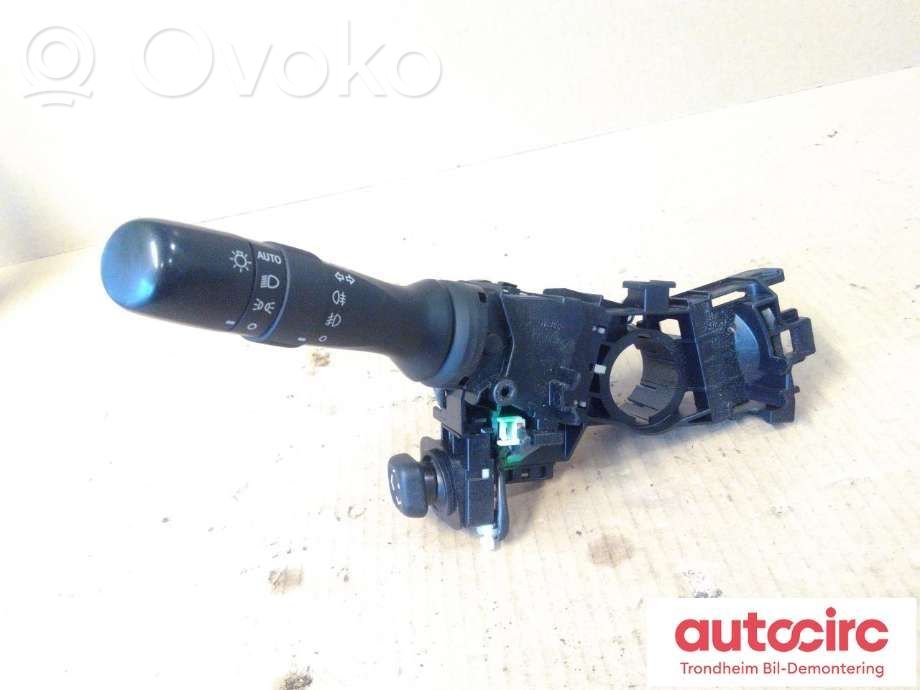 Toyota Land Cruiser (J150) Other switches/knobs/shifts 
