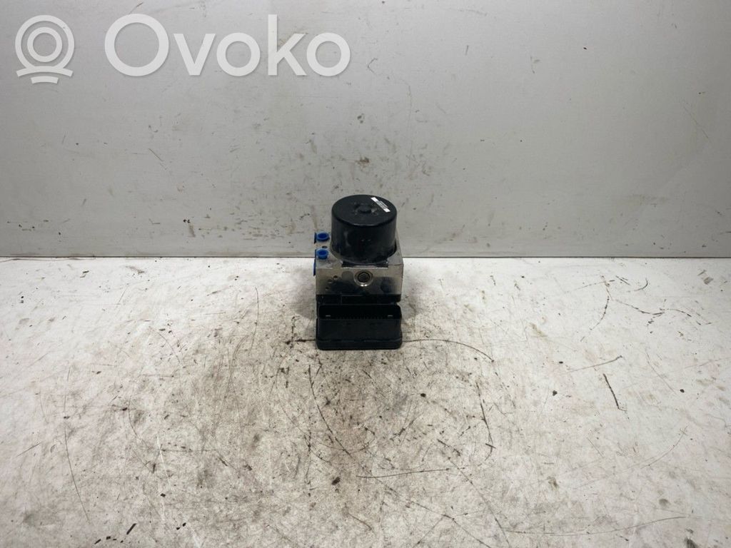 Volvo V40 ABS Pump 