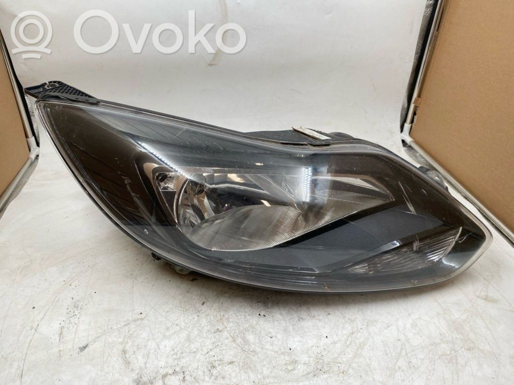Ford Focus Headlight/headlamp 