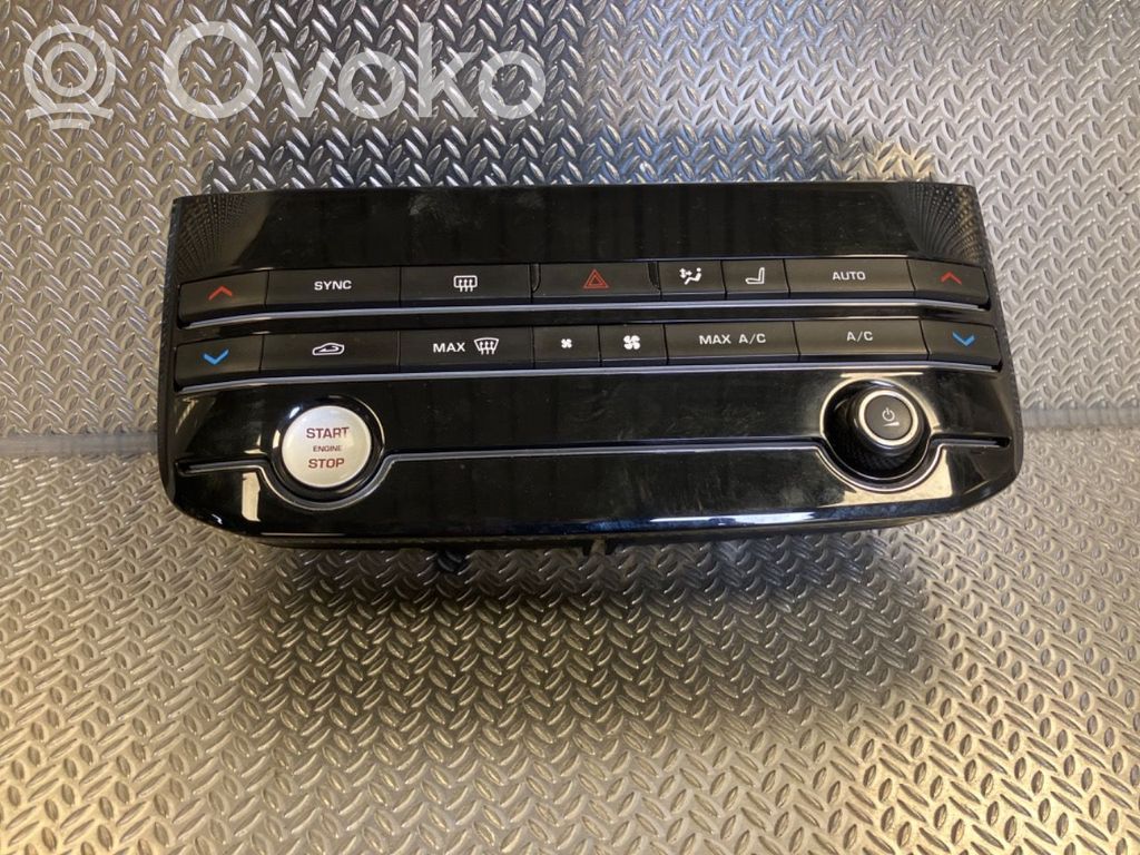 Jaguar XE Climate control/heater control trim 
