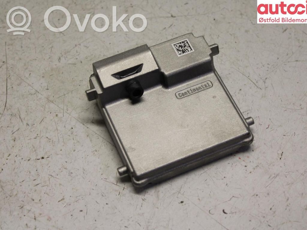 Toyota Yaris XP210 Sensor de radar Distronic 