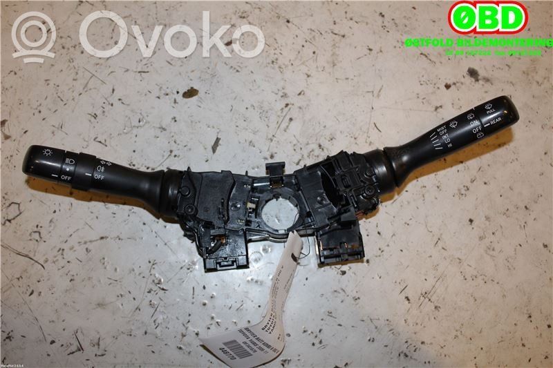 Toyota Yaris Comutator/buton multifuncțional 
