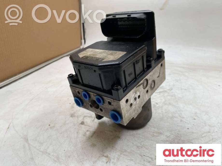 Toyota Avensis T250 Pompa ABS 