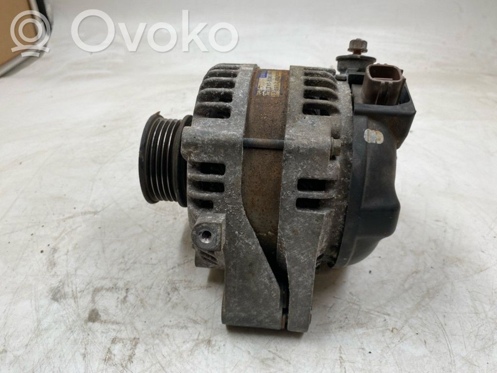 Toyota Avensis T250 Generatore/alternatore 